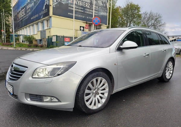 Opel Insignia cena 24990 przebieg: 208000, rok produkcji 2009 z Szczecin małe 232